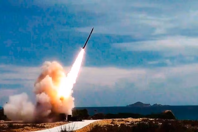 Thực hành bắn tên lửa diệt hạm