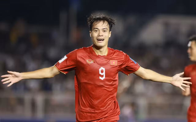 Gần như chắc chắn Văn Toàn sẽ được gọi lên đội tuyển Việt Nam sau khi hoàn thành nhiệm vụ ở CLB Nam Định