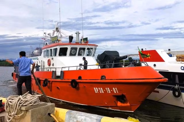 Tàu tuần tra kiêm tìm kiếm cứu nạn trang bị cho Bộ đội Biên phòng