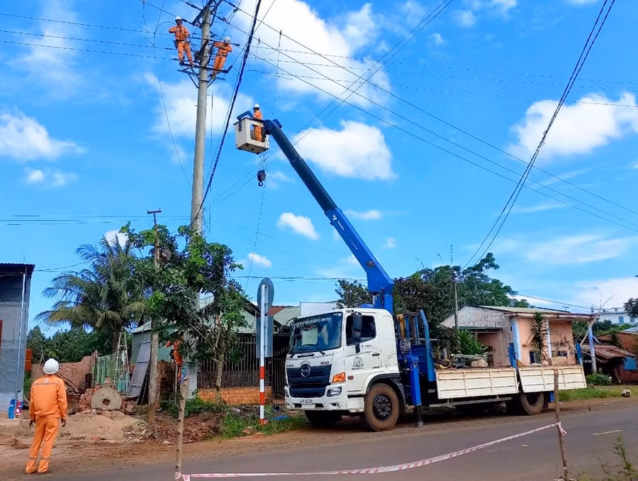 cong-ty-dien-luc-gia-lai-hoan-thien-luoi-dien-nong-thon-anh-ha-duy.jpg