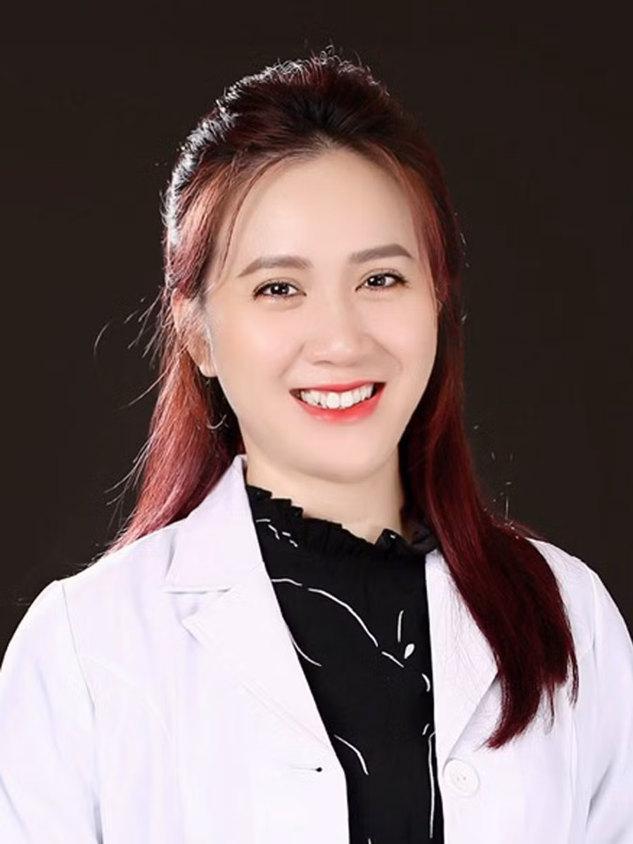 TS. BS Nguyễn Hồng Nhung - Phó Chủ nhiệm Bộ môn Phẫu thuật Miệng Hàm mặt, Trường Đại học Y Dược, Đại học Quốc gia Hà Nội.