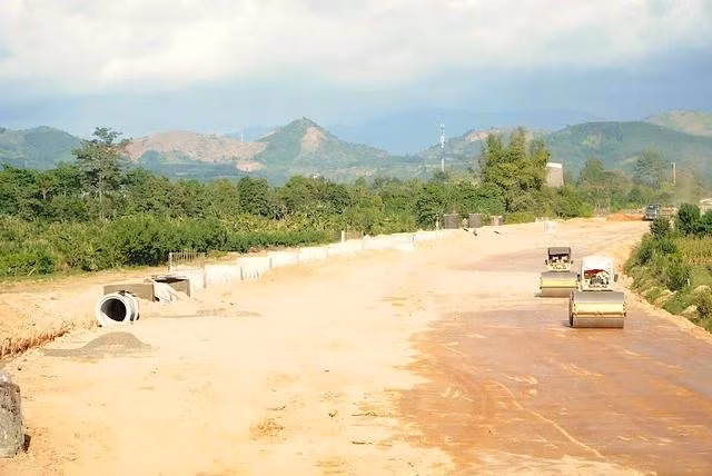 Các đơn vị chịu trách nhiệm trước UBND tỉnh Kon Tum về tiến độ của dự án