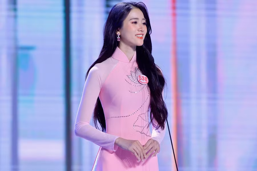 Ngô Trần Hải Yến sinh năm 2004, đến từ TPHCM, sinh viên Đại học Công nghiệp TP HCM. Cô sở hữu chiều cao 1,78 m và vòng eo 58 cm.