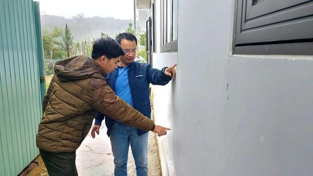 Động đất gây ra một số thiệt hại tại các công trình, trụ sở trên địa bàn H.Kon Plông Động đất gây ra một số thiệt hại tại các công trình, trụ sở trên địa bàn H.Kon Plông