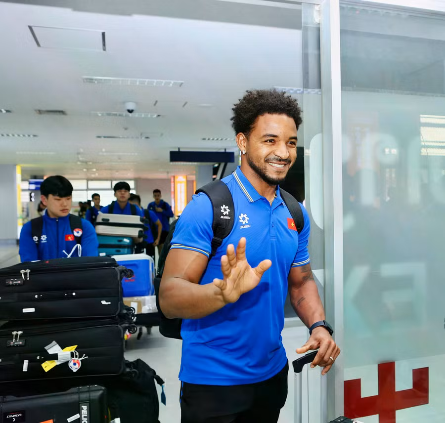 Xuân Son chỉ có thể ra sân từ ngày 21.12, theo quy định của FIFA