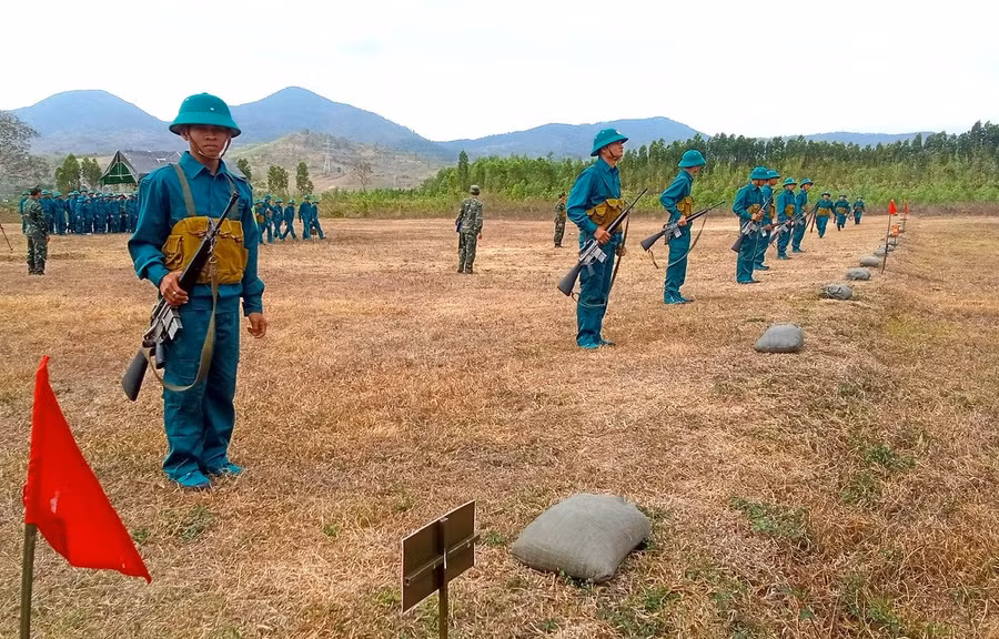 ban-chi-huy-quan-su-huyen-dak-po-to-chuc-huan-luyen-luc-luong-tu-ve-san-sang-chien-dau-anh-ngoc-minh.jpg