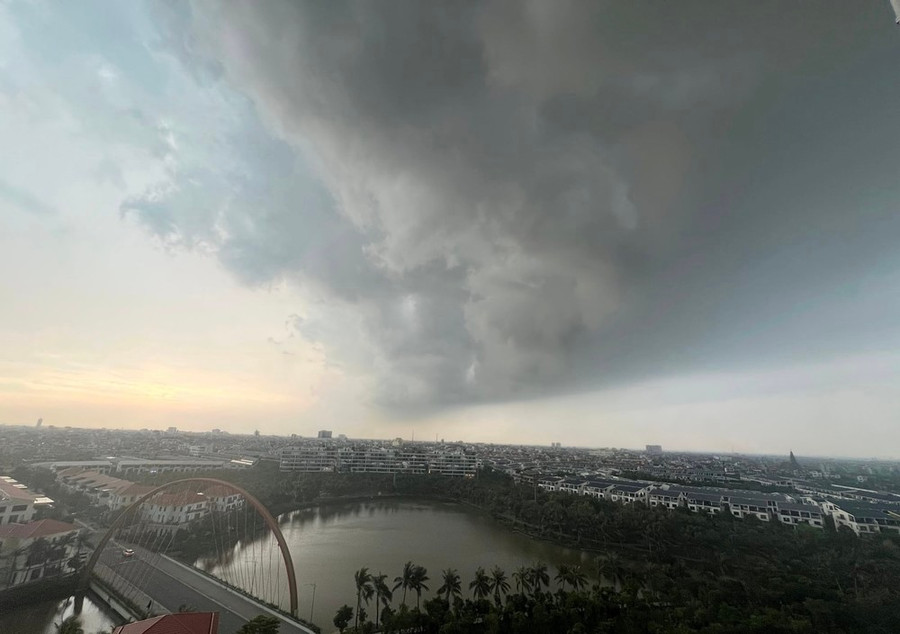 Biển Đông đang có áp thấp, phía Bắc có nguy cơ mưa lớn. Ảnh minh họa Biển Đông đang có áp thấp, phía Bắc có nguy cơ mưa lớn. Ảnh minh họa