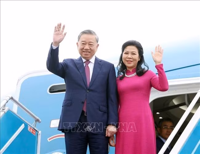 Tổng Bí thư Tô Lâm và Phu nhân rời Hà Nội lên đường thăm Indonesia, Ban Thư ký ASEAN, Singapore. Ảnh: TTXVN