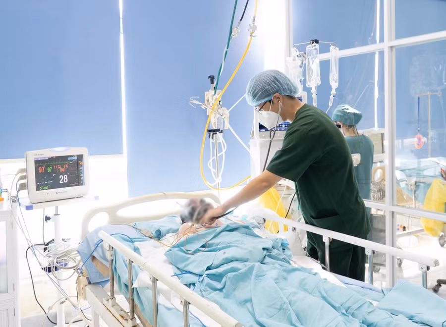 Bệnh nhân bị bỏng nặng được điều trị ICU