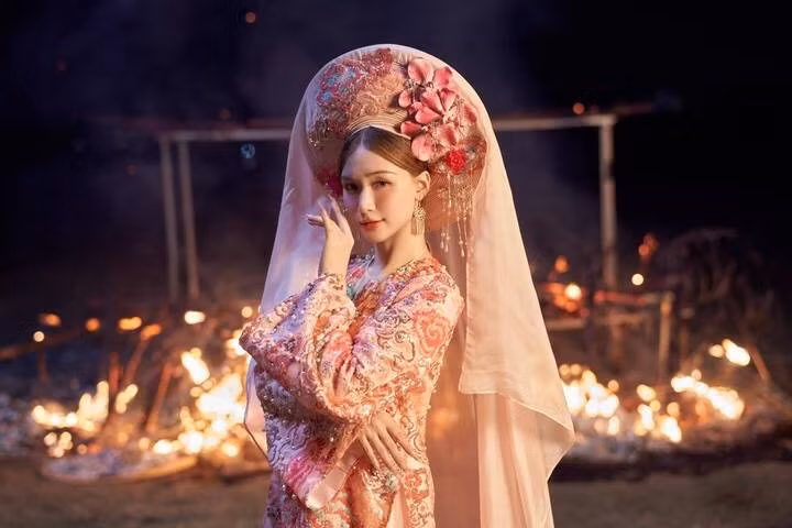 Mức cát-xê của Hoà Minzy tăng gần gấp 2 sau cơn sốt ''Bắc Bling''.