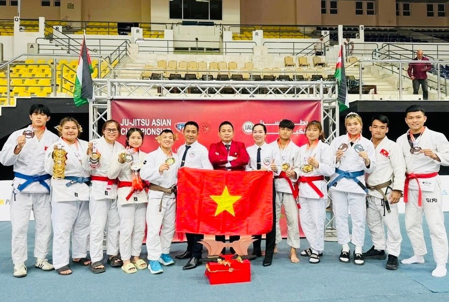 Đội tuyển jujitsu Việt Nam đã kết thúc giải vô địch châu Á 2025 với hạng 3 toàn đoàn. Ảnh: TIẾN BÙI Đội tuyển jujitsu Việt Nam đã kết thúc giải vô địch châu Á 2025 với hạng 3 toàn đoàn. Ảnh: TIẾN BÙI