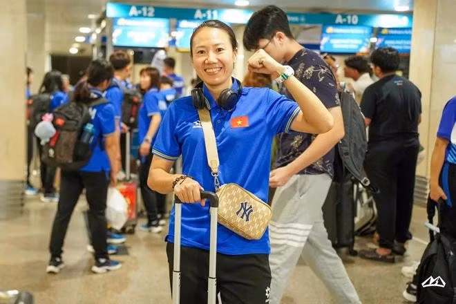 Toàn đội đều có tâm trạng vô cùng thoải mái trên đường di chuyển đến Myanmar