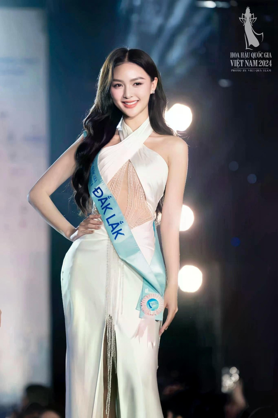 Tại Hoa hậu Quốc gia Việt Nam 2024, Cẩm Ly còn được gọi tên vào Top 6 Người đẹp nữ công gia chánh, hạng mục Cắm hoa nghệ thuật. Người đẹp 21 tuổi này chia sẻ cô muốn học hỏi, tìm tòi, trải nghiệm để tìm ra phiên bản tốt hơn của bản thân, từ đó lan tỏa sự tự tin, nguồn năng lượng tích cực cho các bạn trẻ