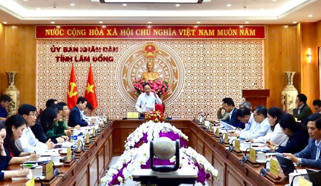 Quang cảnh hội nghị. Quang cảnh hội nghị.
