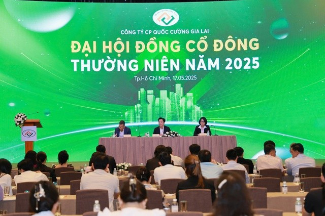 Toàn cảnh đại hội cổ đông của Quốc Cường Gia Lai Toàn cảnh đại hội cổ đông của Quốc Cường Gia Lai