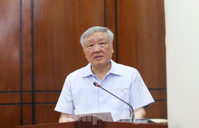 Phó Thủ tướng Thường trực Nguyễn Hòa Bình phát biểu. Ảnh: Trương Định Phó Thủ tướng Thường trực Nguyễn Hòa Bình phát biểu. Ảnh: Trương Định