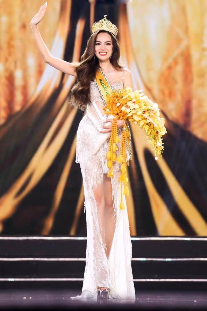 Lê Hoàng Phương đăng quang Miss Grand Vietnam 2023.