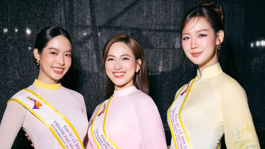 Phương Anh Đào còn tự tin đọ sắc với Thanh Thủy và Bảo Ngọc. Trong những năm gần đây, nữ diễn viên 9X là gương mặt đắt giá của điện ảnh khi liên tục góp mặt trong các bộ phim trăm tỉ như Mai, Báu vật trời cho...