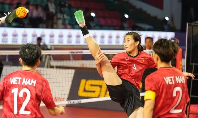 Ngọc Yến (4) là tuyển thủ chủ lực của tuyển cầu mây nữ Việt Nam (Ảnh: SepaktakrawIndia)