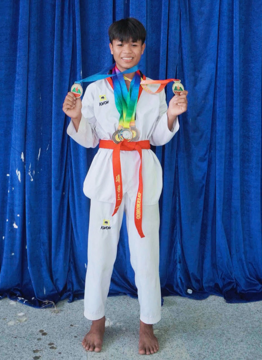 Rcom Y Quảng đạt nhiều huy chương trong bộ môn Taekwondo. Ảnh: Đ.L rcom-y-quang-dat-nhieu-huy-chuong-trong-bo-mon-taekwondo-anh-dong-lai.jpg