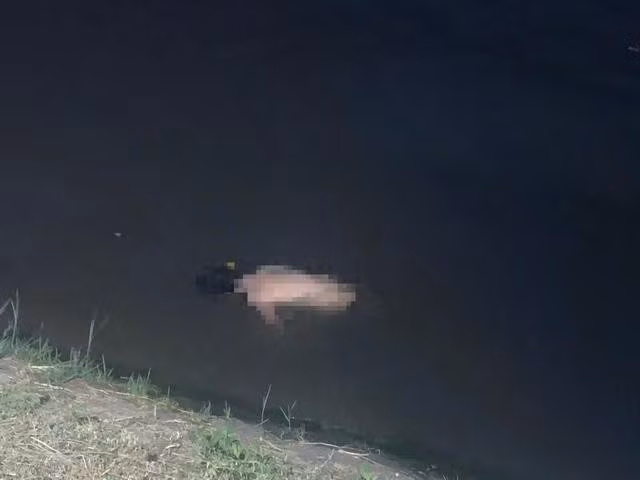 Hiện trường phát hiện người đàn ông tử vong dưới ao nước