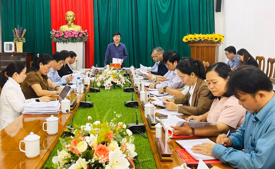 quang-canh-buoi-lam-viec-cua-to-cong-tac-chi-dai-dai-hoi-diem-cua-tinh-lam-viec-voi-ban-thuong-vu-thi-uy-an-khe.jpg