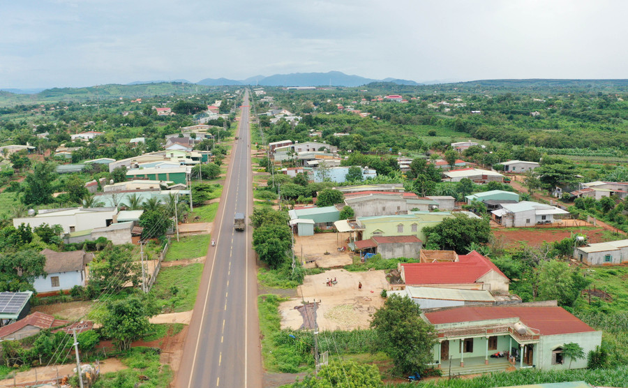 The rural appearance of Ia Phang commune is increasingly improving. Photo: Q.T bo-mat-nong-thon-xa-ia-phang-ngay-cang-khoi-sac.jpg
