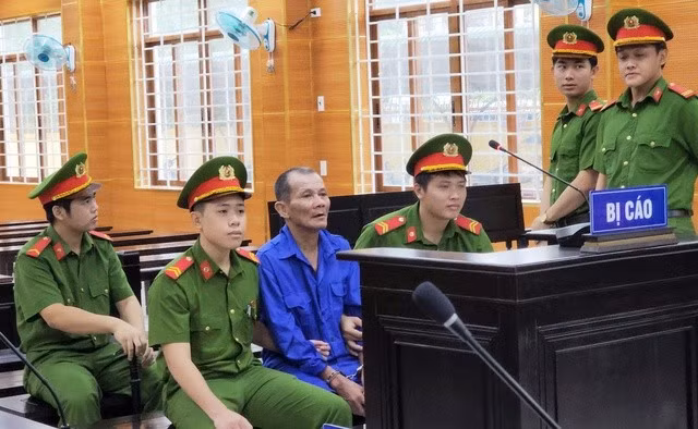 Lê Đình Thuyết tại tòa