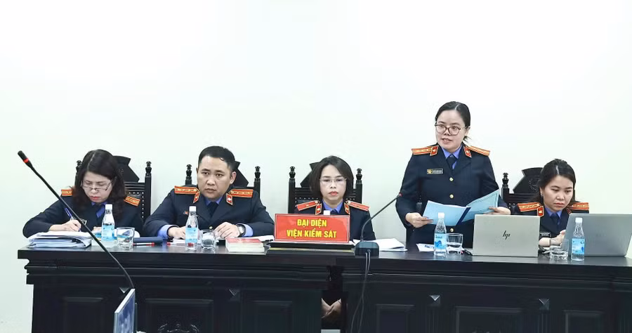 Đại diện viện kiểm sát