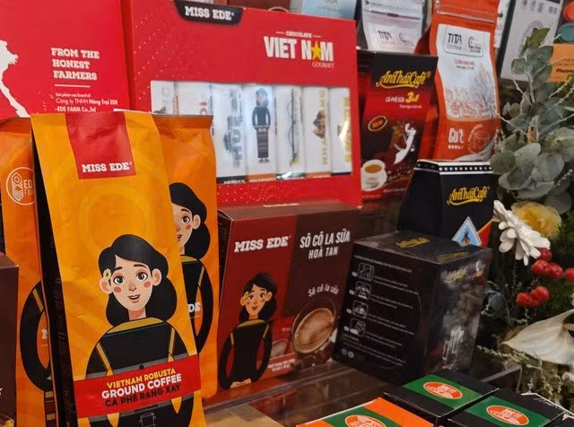 Cà phê MISS EDE được trưng bày tại họp báo Lễ hội Cà phê Buôn Mê Thuột lần thứ 9 tại TP HCM
