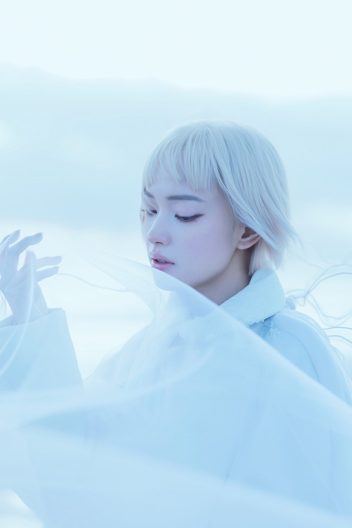 Hình tượng Châu Bùi trong MV "Big girl don't you cry"