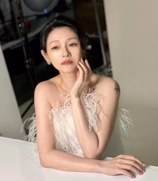 Sự ra đi của Từ Hy Viên khiến làng giải trí Đài Loan bàng hoàng