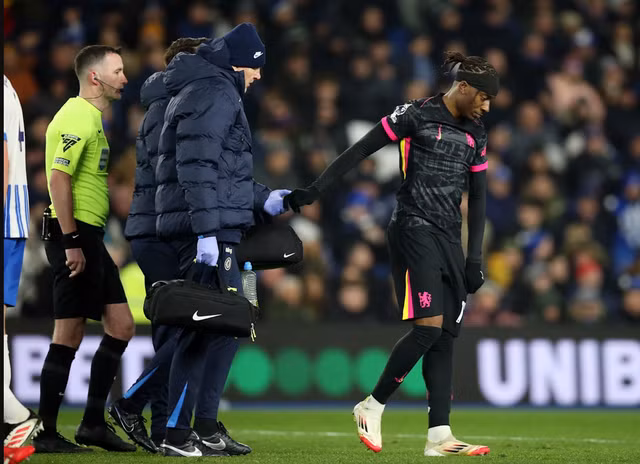 Madueke chấn thương, Chelsea mất thêm cầu thủ tấn công