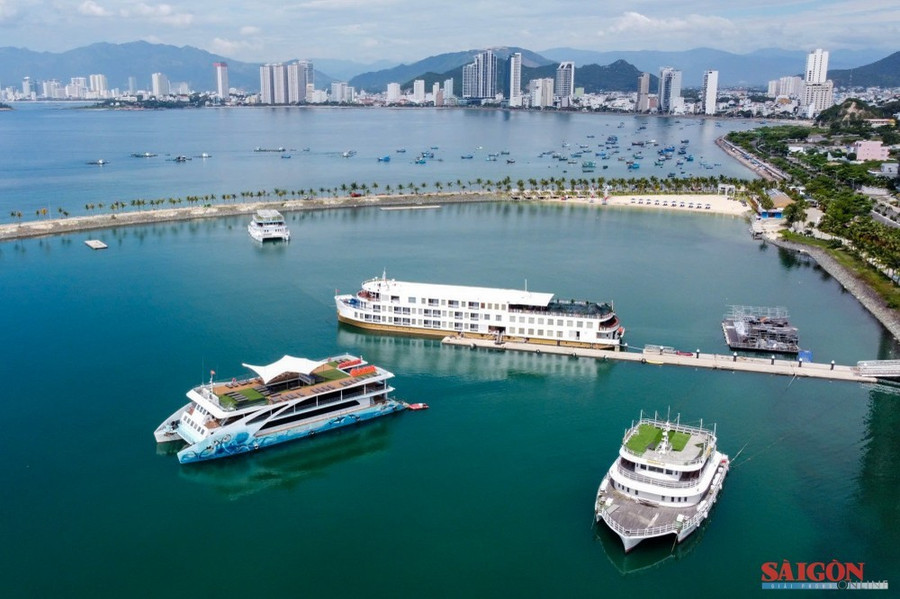 Một góc bến du thuyền Ana Marina Nha Trang. Ảnh: HIẾU GIANG Một góc bến du thuyền Ana Marina Nha Trang. Ảnh: HIẾU GIANG
