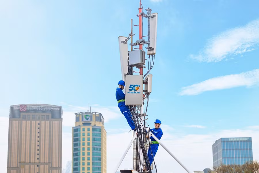 Mạng 5G đang được triển khai lắp đặt tại nhiều tỉnh, thành.