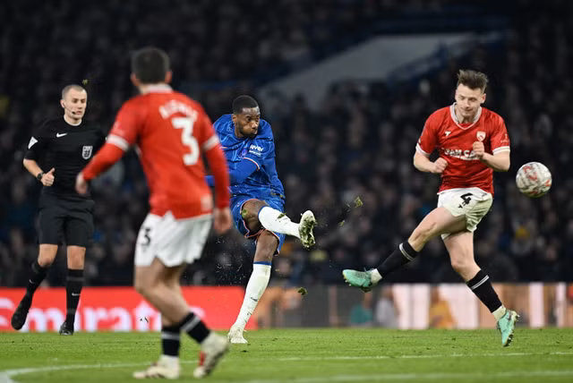 Tosin Adarabioto lập cú đúp trong chiến thắng 5-0 của Chelsea