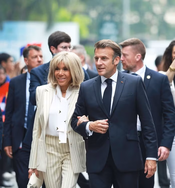 Tổng thống Cộng hòa Pháp Emmanuel Macron và Phu nhân Brigitte Macron. Ảnh: Hữu Hưng