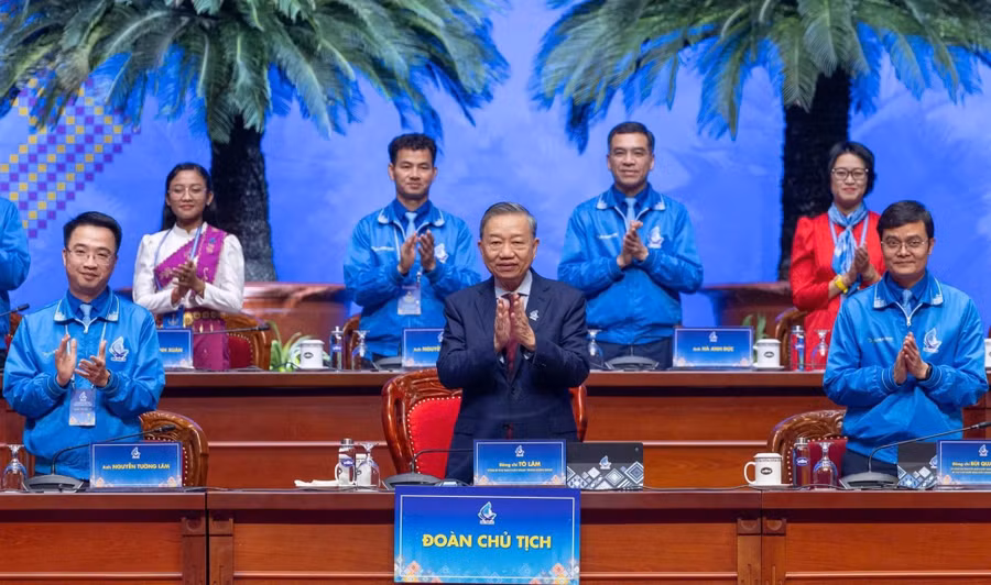 Tổng Bí thư Tô Lâm tham gia Đoàn Chủ tịch đại hội