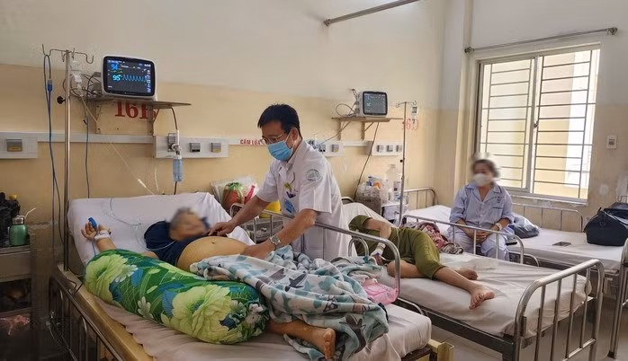 Bệnh nhân mắc COVID-19 điều trị tại Bệnh viện Bệnh nhiệt đới TP HCM