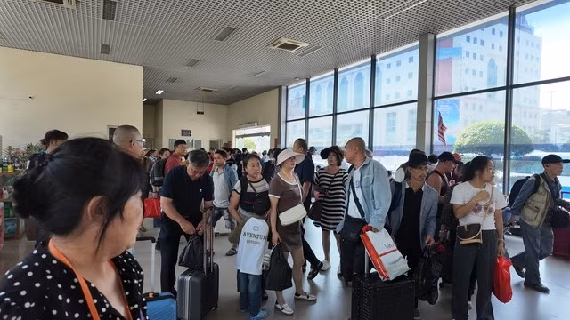 Khách du lịch nhập cảnh vào Quảng Ninh giảm so với các năm trước đây