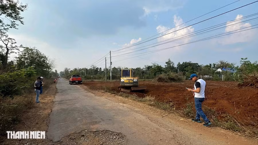 Các "cò đất" đua nhau "chốt đất"