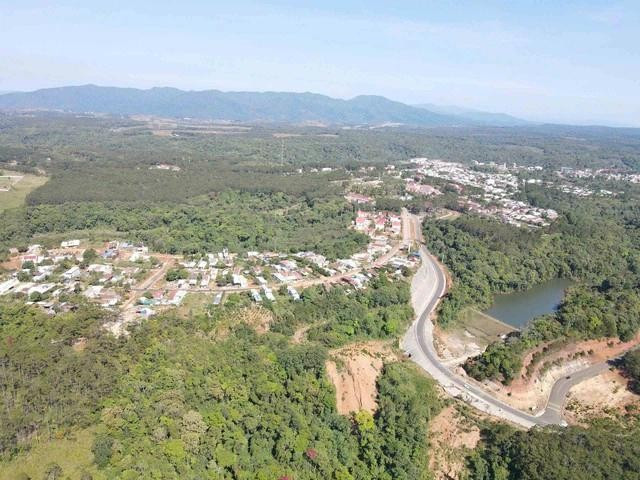 Măng Đen là một thị trấn nhỏ còn khá hoang sơ của H.Kon Plông (Kon Tum) Măng Đen là một thị trấn nhỏ còn khá hoang sơ của H.Kon Plông (Kon Tum)