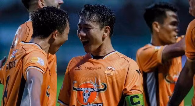 Minh Vương tỏa sáng