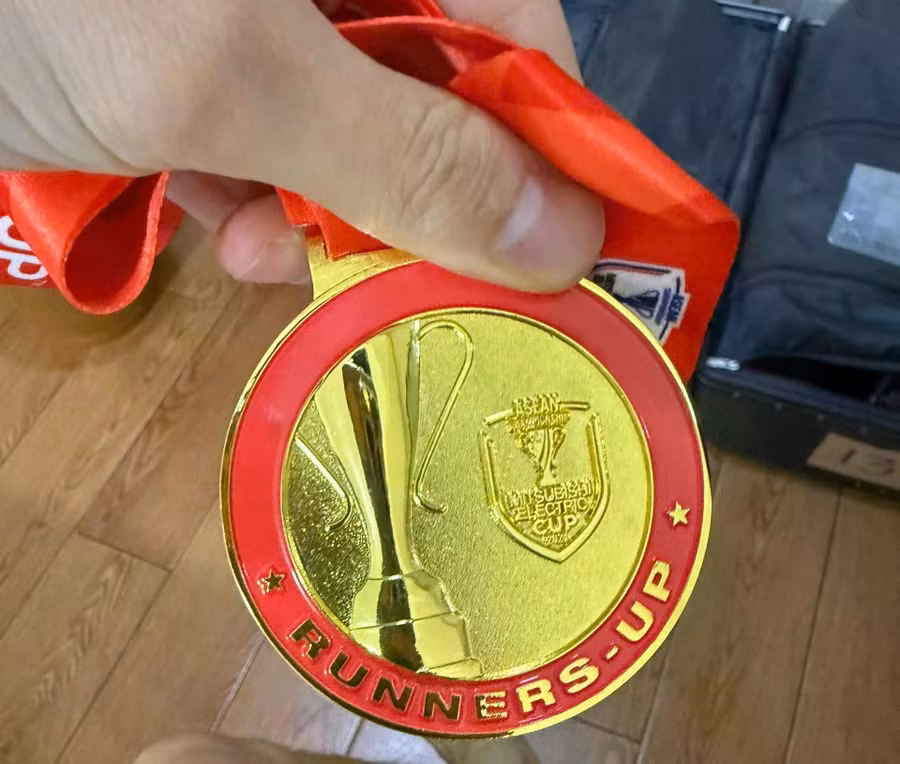 Tấm HCV độc lạ của Tiến Linh