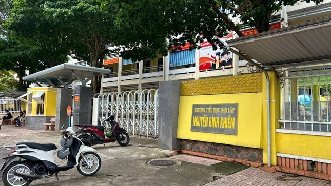 Trường Tiểu học dân lập Nguyễn Bỉnh Khiêm Trường Tiểu học dân lập Nguyễn Bỉnh Khiêm
