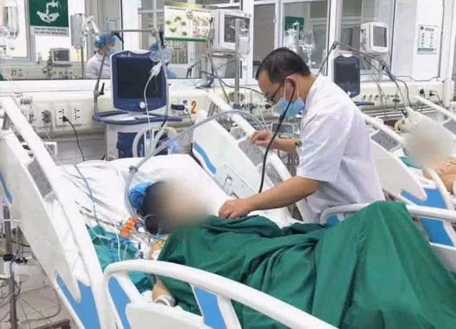 Sau đợt điều trị tại Bệnh viện Bệnh nhiệt đới T.Ư, bệnh nhân sốt rét ác tính đang bình phục