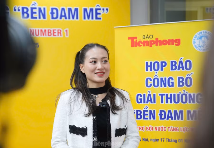 NSƯT Lô Thị Ngọc Thúy - Gương mặt trẻ Việt Nam triển vọng năm 2023 tại chương trình Họp báo công bố Giải thưởng Bền Đam Mê. Ảnh: Hoàng Mạnh Thắng