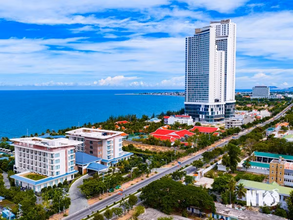 Các cơ sở lưu trú được đầu tư hiện đại đáp ứng tốt nhu cầu của du khách. Ảnh: Văn Nỷ