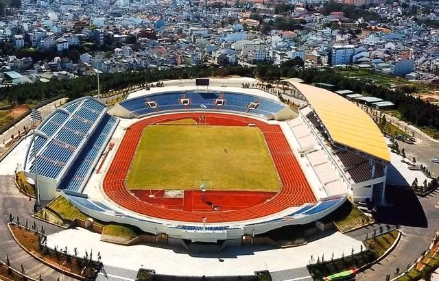 Sân vận động Đà Lạt, nơi diễn ra chương trình