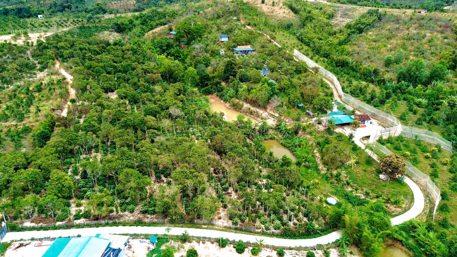 Khu tịnh thất 'khủng' xây dựng trên đất nông nghiệp ở địa bàn xã Ea Khal